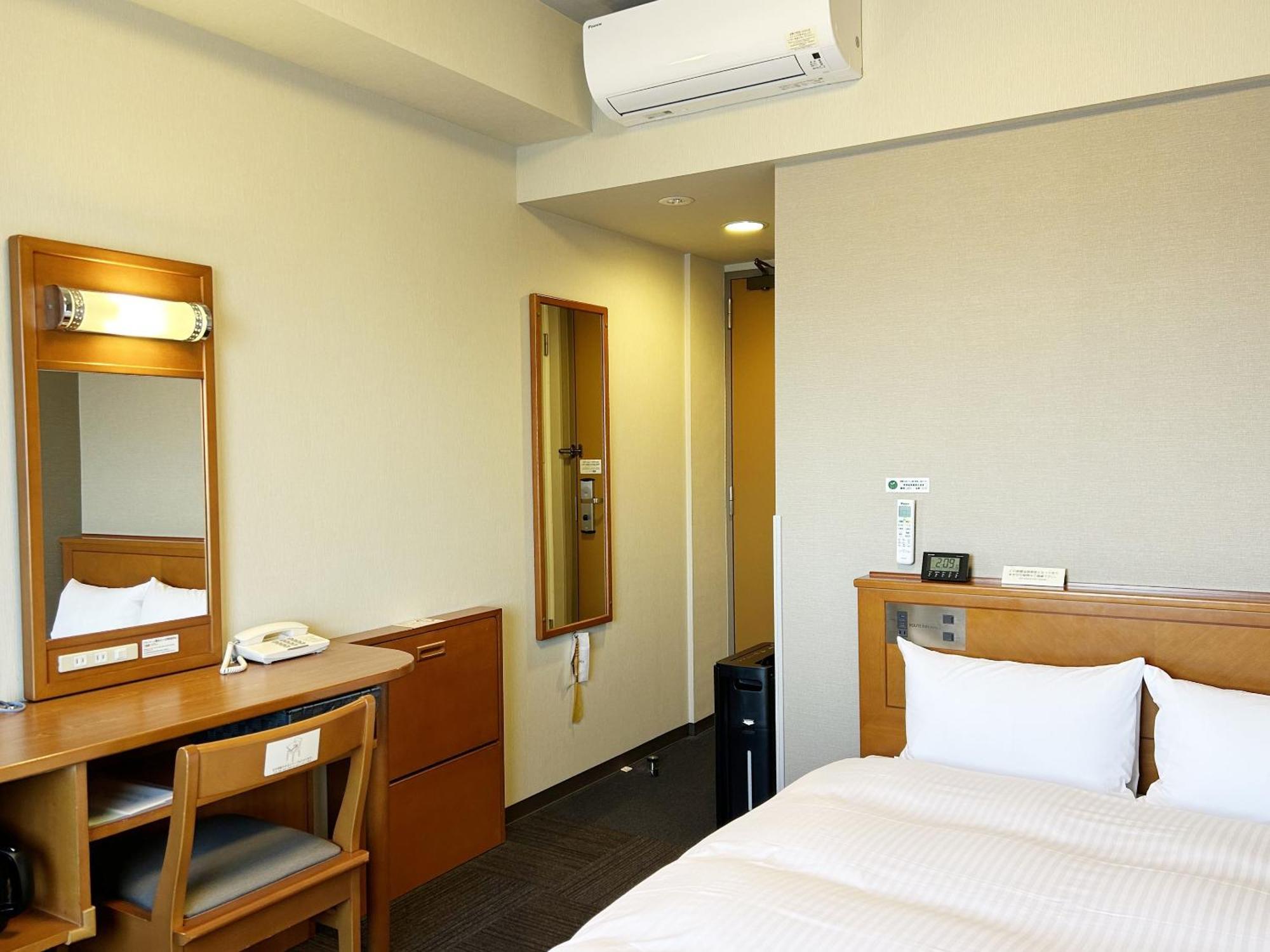 Hotel Route-Inn Chiryu -Kokudou 1 Gou- Zewnętrze zdjęcie