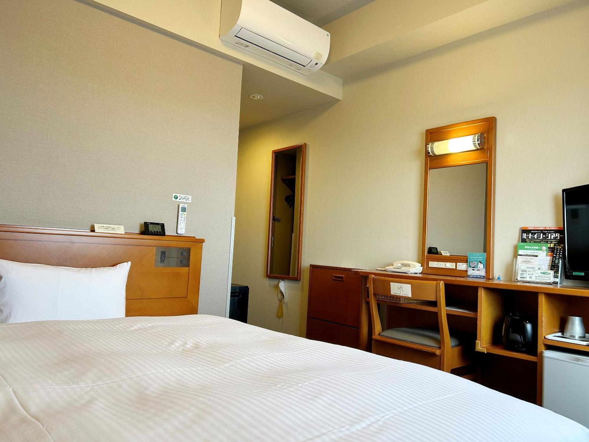 Hotel Route-Inn Chiryu -Kokudou 1 Gou- Zewnętrze zdjęcie